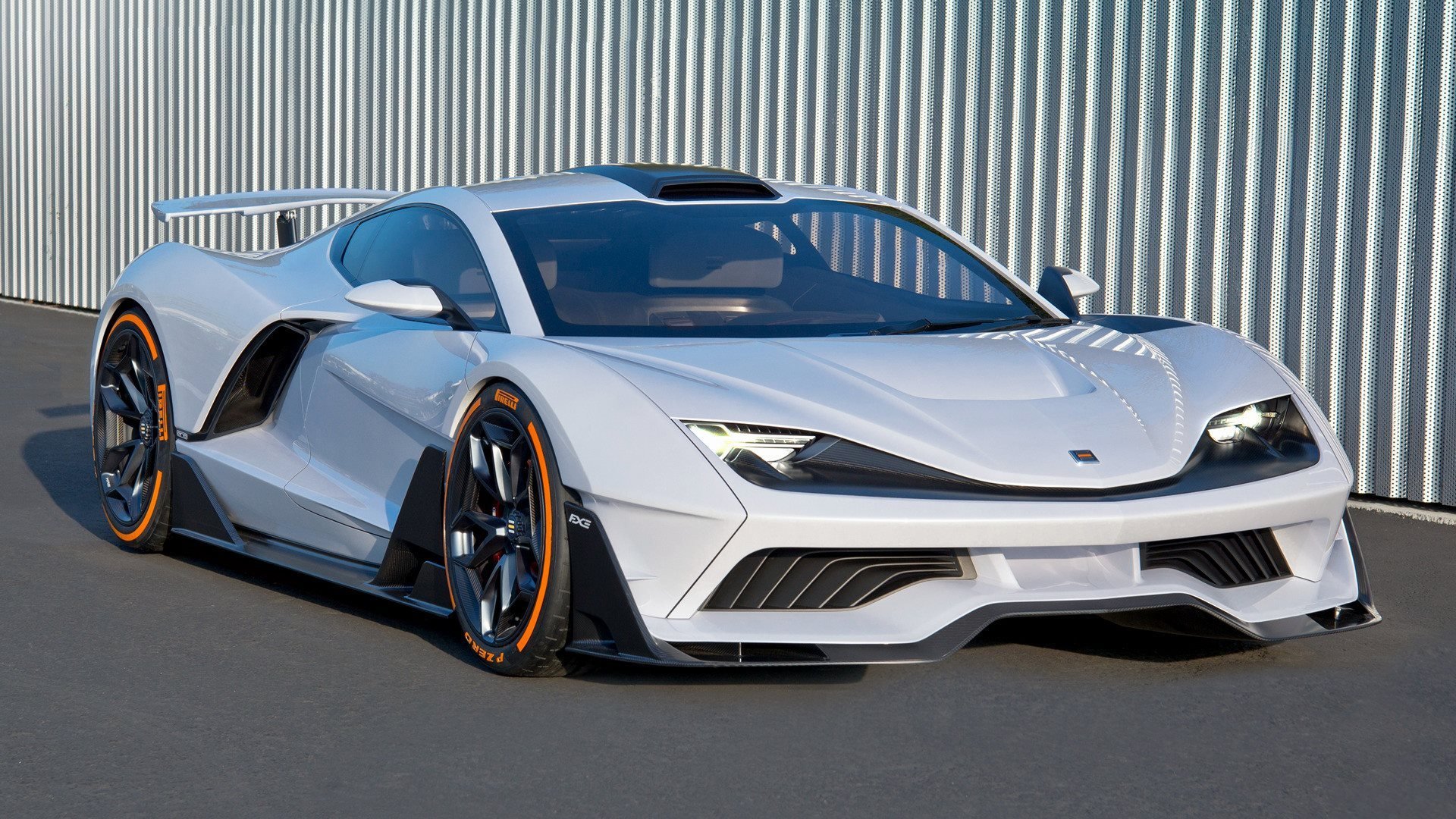 前场球员跑动轨迹是否直接影响中场组织视角，前场球员跑动轨迹是否直接影响中场组织视角