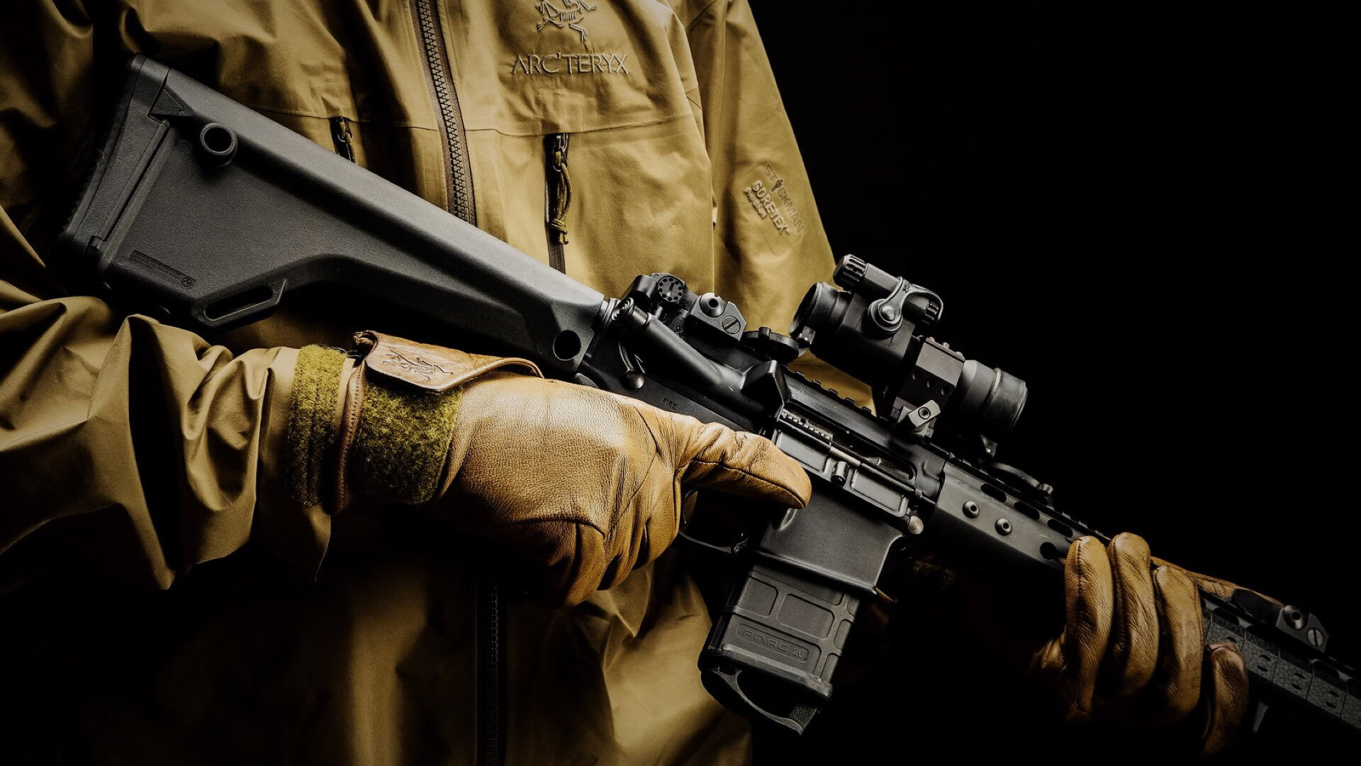 男泳健儿多点开花，高中公共澡堂有隔间么